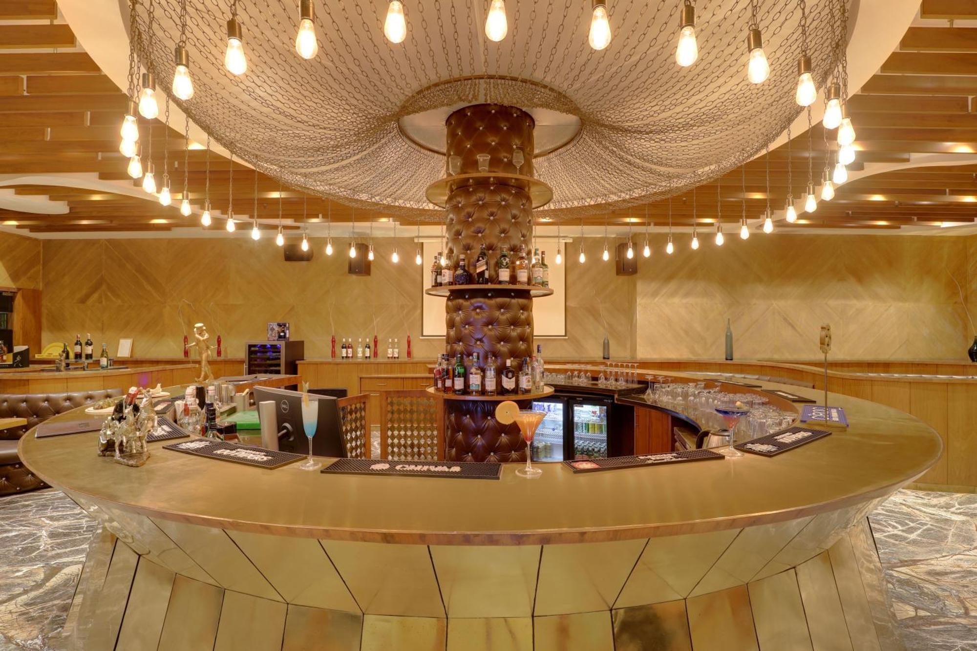 Saura Hotel, Agra - A Club Mahindra Associate Экстерьер фото