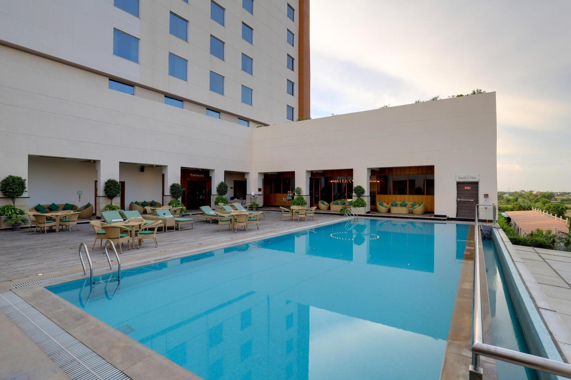 Saura Hotel, Agra - A Club Mahindra Associate Экстерьер фото